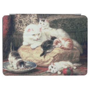 Cat with her Kittens on a Cushion iPad Air Cover
