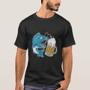Catfish Fishing Catfish & Beer That's Why I'm Here T-Shirt