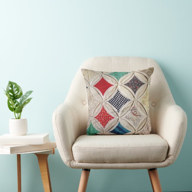 Cathedral Window Quilt With Needle Cushion (Chair)
