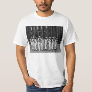 Catherinettes rue de la Paix Paris France 1932 T-Shirt
