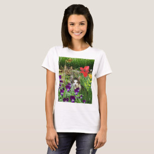 Cats in Garden Cat Lovers  T-Shirt