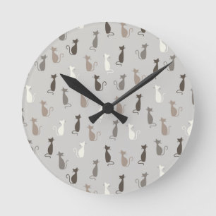 Cats pattern round clock