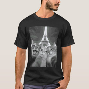 Cats Selfie in Paris, Cats Visiting Paris, Travell T-Shirt