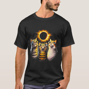 Cats Wearing Solar Eclipse Gles Looking At Moon T-Shirt