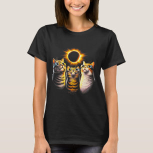 Cats Wearing Solar Eclipse Gles Looking At Moon T-Shirt