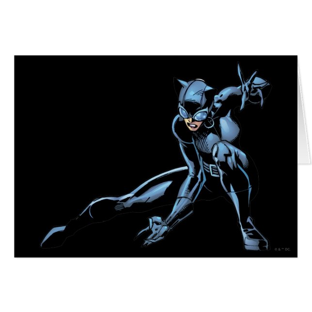 Catwoman crouches (Front Horizontal)