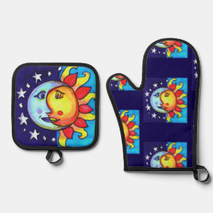 Celestial Sun Moon Nineties Artsy Pattern Oven Mitt & Pot Holder Set