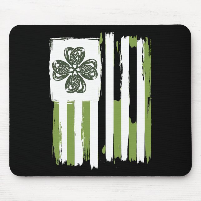 Celtic Knot Four Leaf Clover Stripes Design St Pat Mouse Mat (Front)
