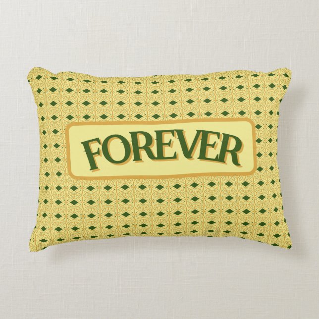 Celtic knot in gold decorative cushion (Front)