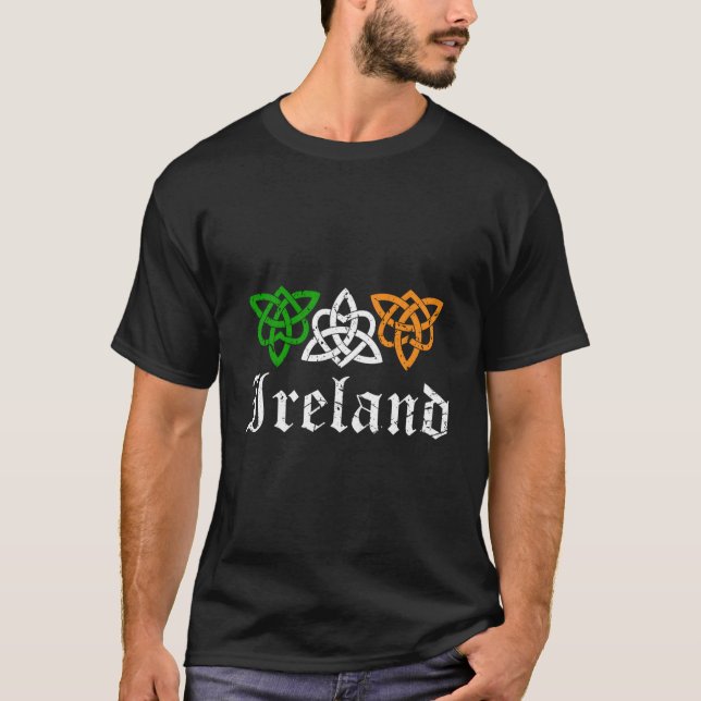 Celtic Knot Ireland Irish Flag Tribal Mediaeval Ma T-Shirt (Front)