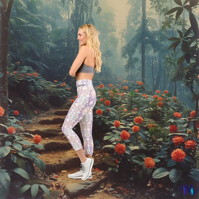 Celtic Knot Serenity - Lila, Peach & White Capri Leggings (Creator Uploaded)