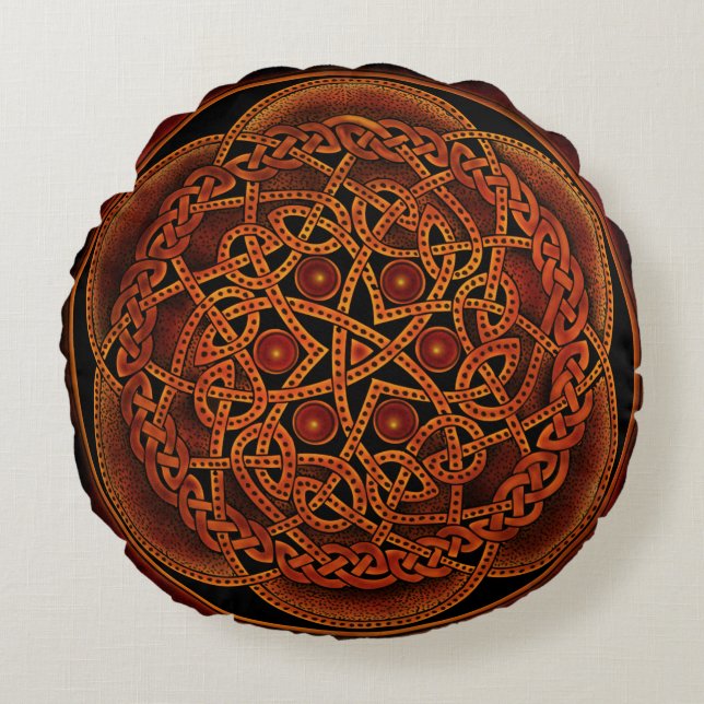 Celtic Knot Throw Round Cushion (Front)