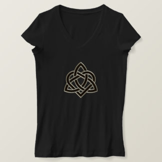 Celtic Trinity Heart Knot T=Shirt T-Shirt