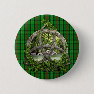 Celtic Trinity Knot And Clan Ross Tartan 6 Cm Round Badge