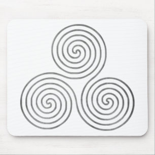 celtic triple spiral - OneLine antique silver Mouse Mat