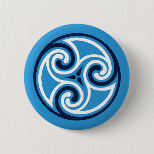 Celtic Triskele Ornament, Sky Blue and White 6 Cm Round Badge
