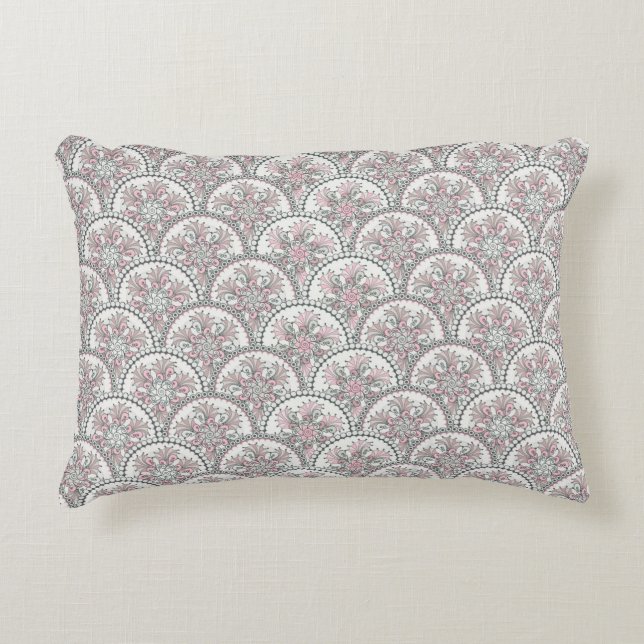 Centle Vintage Pattern Decorative Cushion (Front)