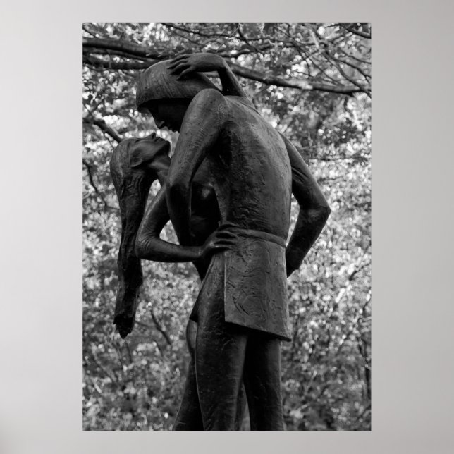 Central Park Autumn: Romeo & Juliet Statue 01 B&W Poster (Front)