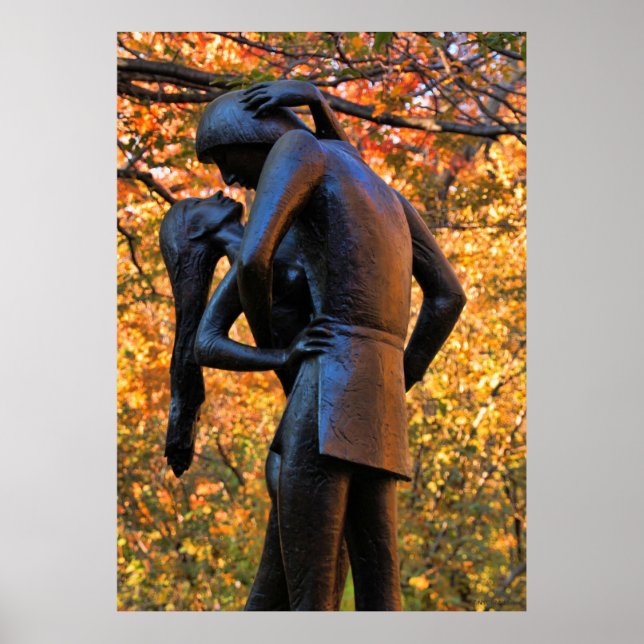 Central Park Autumn: Romeo & Juliet Statue 01 Poster (Front)