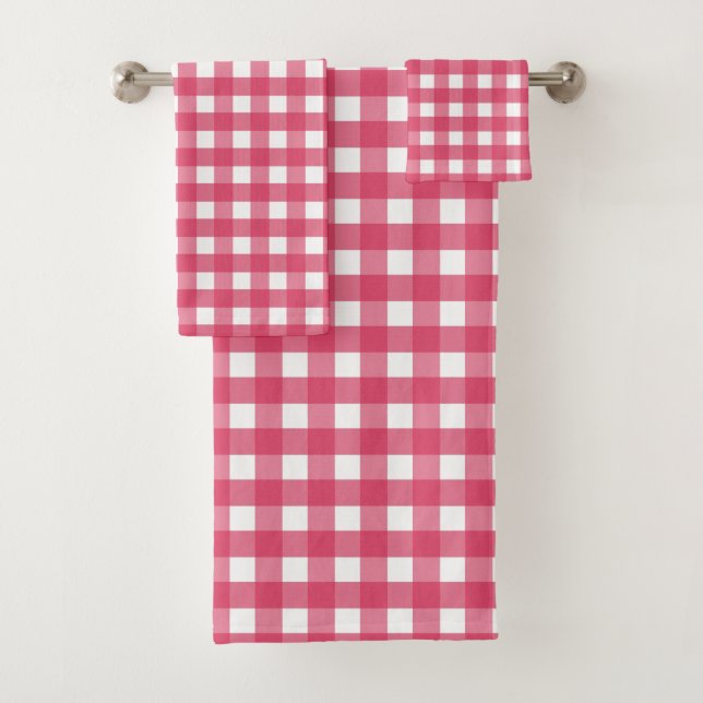 Cerise gingham bath towel set (Insitu)