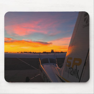 Cessna 172 in sunset mouse mat