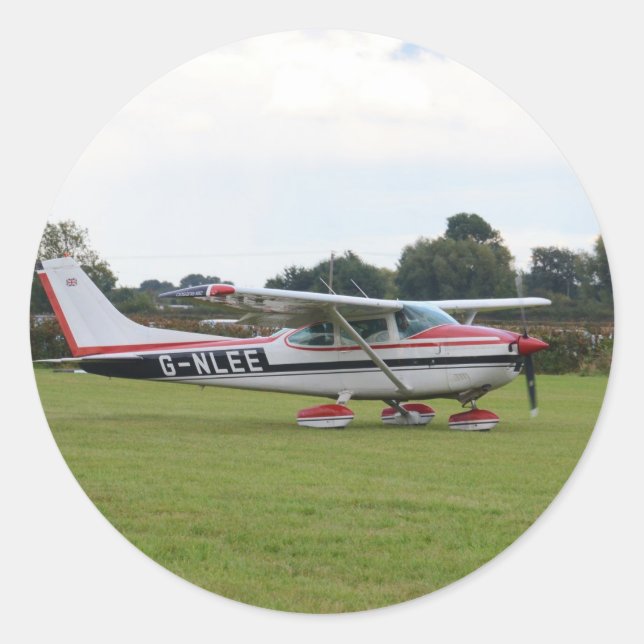 Cessna 182Q Classic Round Sticker (Front)