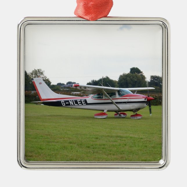 Cessna 182Q Metal Tree Decoration (Front)