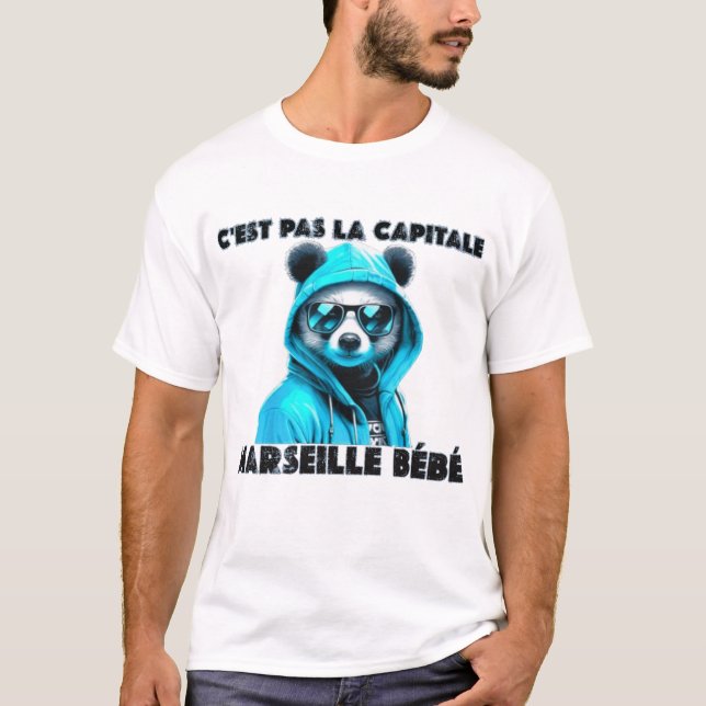 C'est pas la capitale c'est marseille bébé marseil T-Shirt (Front)