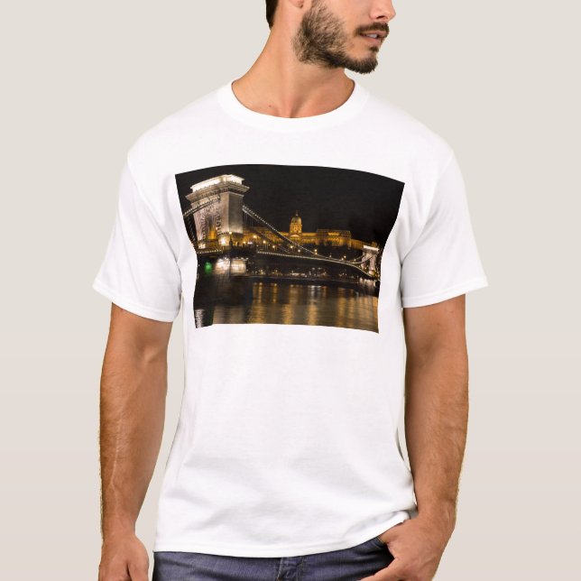 Chain Bridge with Buda Castle Hungary Budapest T-Shirt (Front)