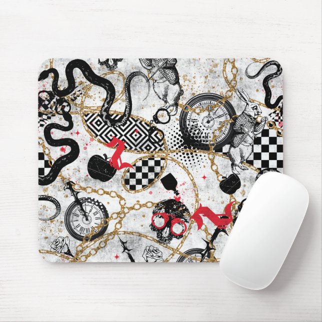 Chains ans skulls mouse mat (With Mouse)
