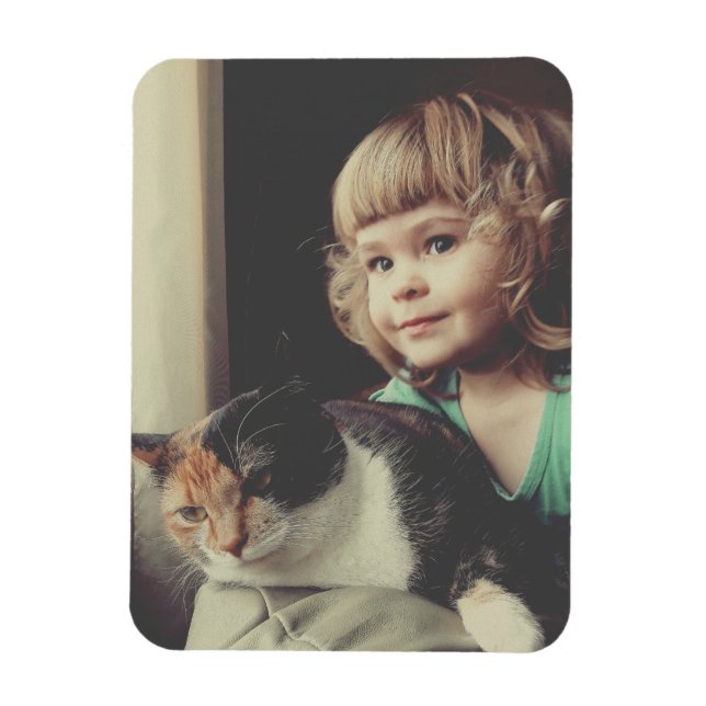 Charming girl magnet (Vertical)