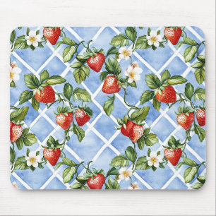 Charming Strawberry & Leaf Pattern – Vintage (2) Mouse Mat