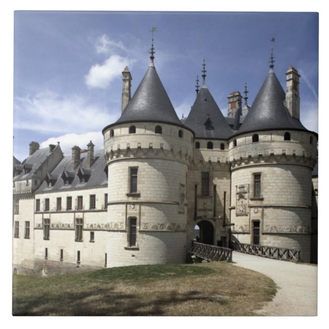 Chateau de Chaumont-Sur-Loire. Tile (Front)