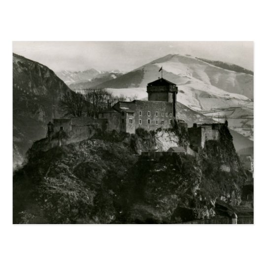 Château fort de Lourdes, France Vintage Postcard