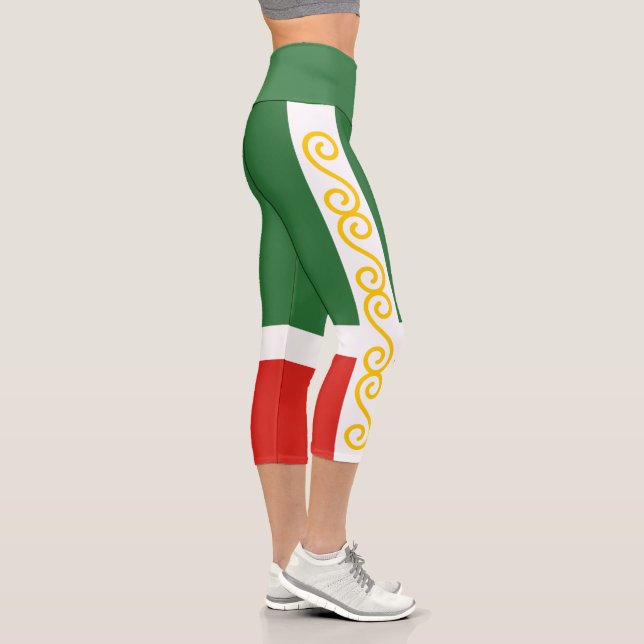Chechnya Flag Capri Leggings (Right)