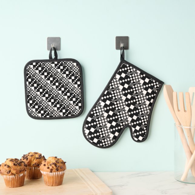 Checked, Checks - Black and White Oven Mitt & Pot Holder Set (Insitu(Hanging))