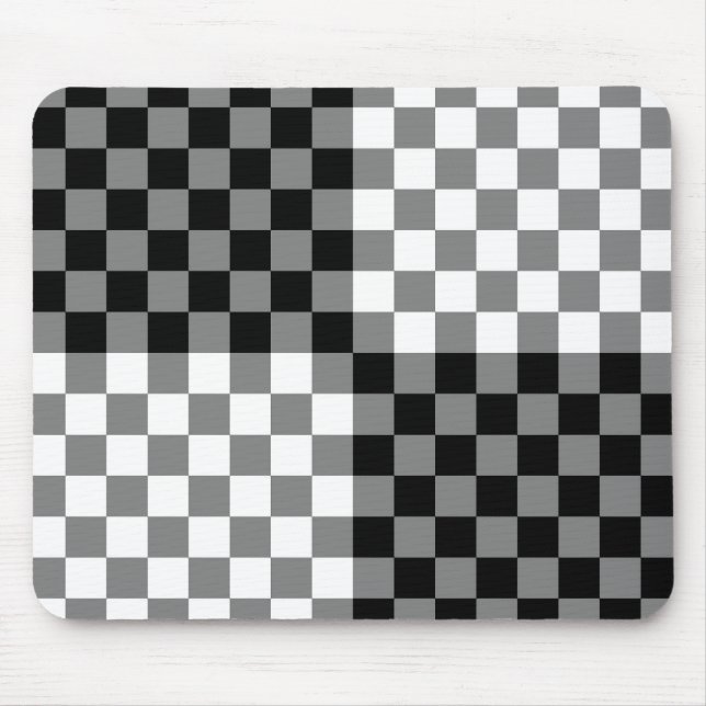 CHECKERBOARD PATTERN MOUSE MAT (Front)