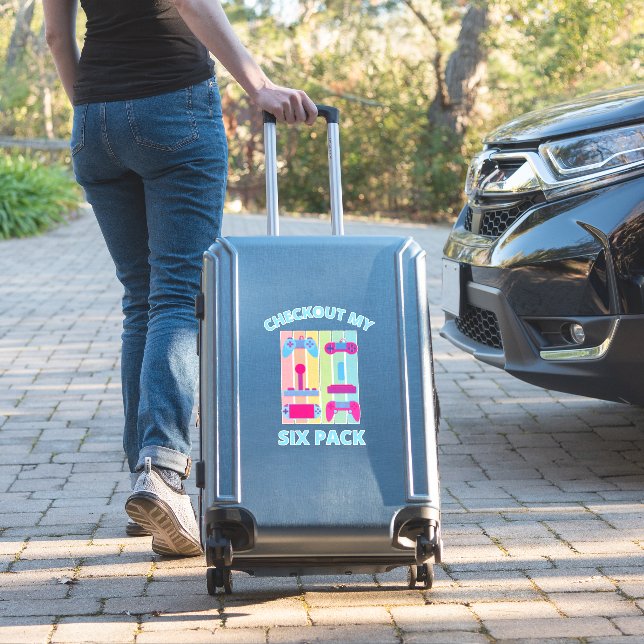 CHECKOUT MY SIX PACK gamer (Suitcase Insitu)