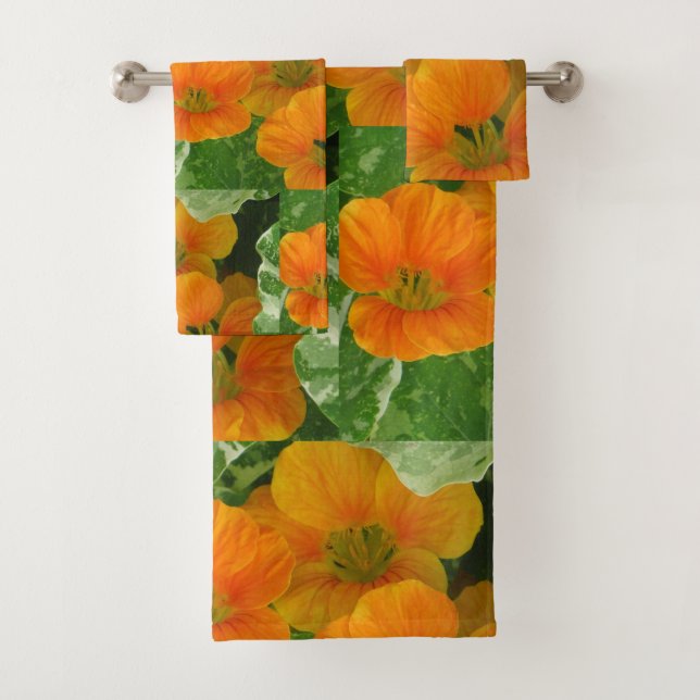Cheerful Nasturtium Blossoms Bath Towel Set (Insitu)