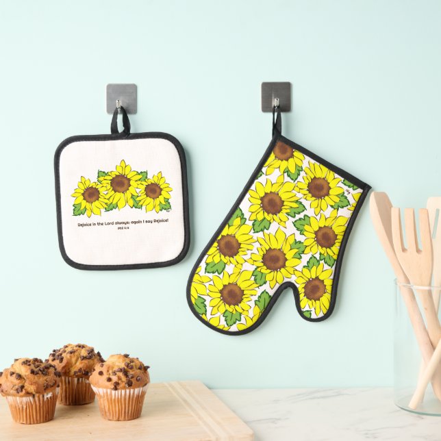 Cheerful Yellow Sunflower Inspirational Kitchen Oven Mitt & Pot Holder Set (Insitu(Hanging))