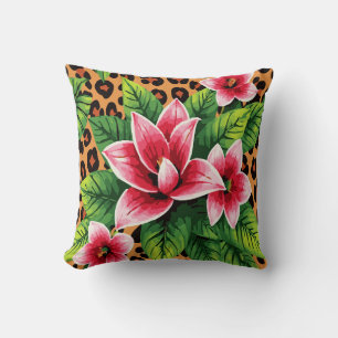 Cheetah & Floral Fusion – Bold Animal Print Cushion