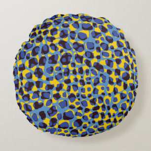Cheetah skin texture, seamless animal print. round cushion