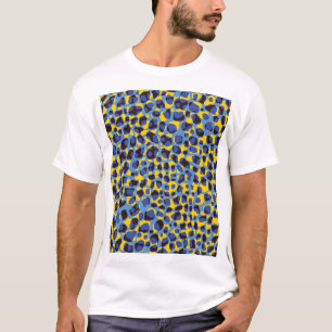Cheetah skin texture, seamless animal print. T-Shirt