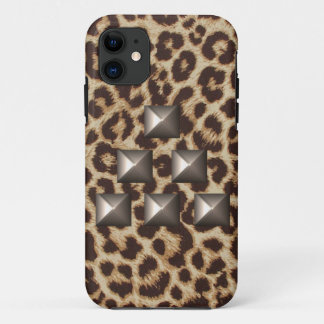 Cheetah Triangle Studded Case