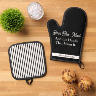 Chef Family Holiday Gift Oven Mitt & Pot Holder Set