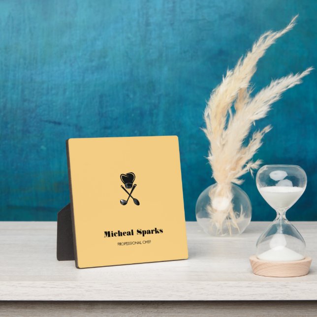 Chef hat and spoons silhouette beige plaque (Insitu)