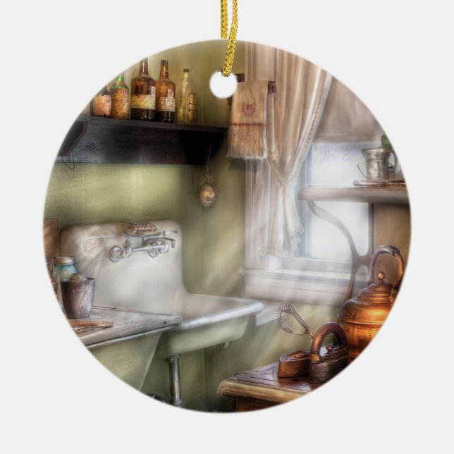 Chef - Kitchen - Momma's Kitchen Ceramic Tree Decoration (Front)