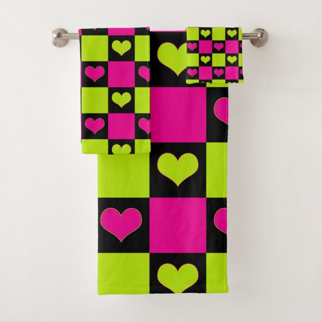 Chequerboard Hearts - Lime Green, Hot Pink & Black Bath Towel Set (Insitu)
