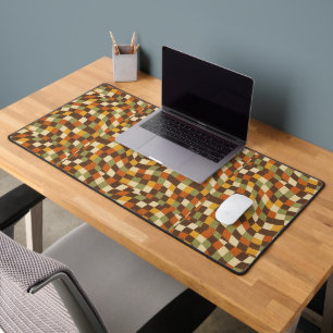 Chequerboard Optical Illusion - Psychedelic 70s Desk Mat