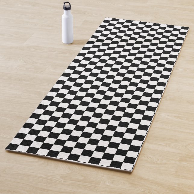 Chequered Black and White Yoga Mat (In Situ)